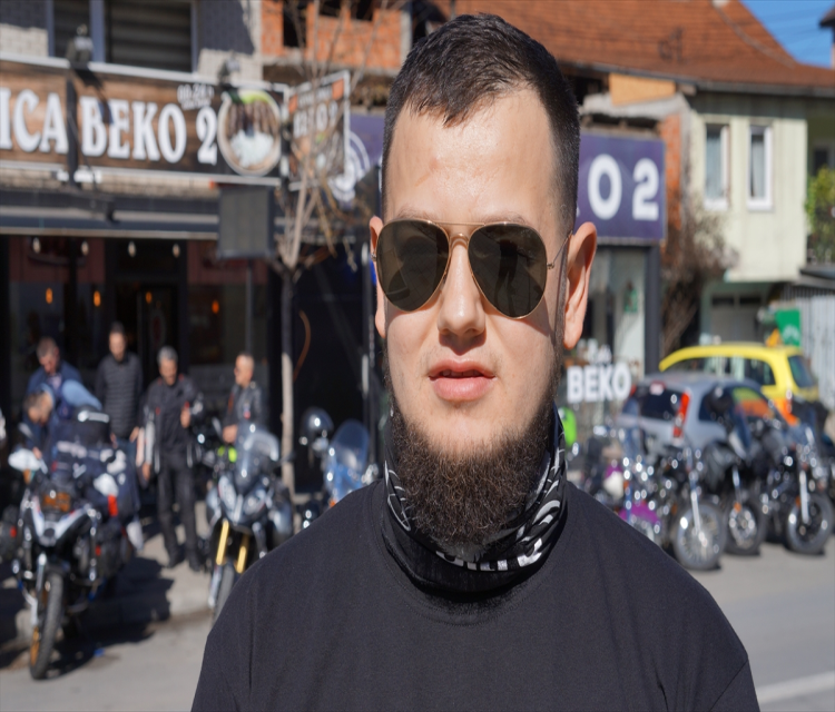 Sirbistan'dan umre ziyareti için yola çikan 3 kisi, motosikletleriyle Mekke ve Medine'ye gidecekAleksandar Niciforovic,Lejla Biogradlija