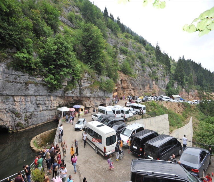 Trabzon'un 3 turizm merkezini 8 ayda 206 bin 855 kisi ziyaret ettiDuygu Avunduk