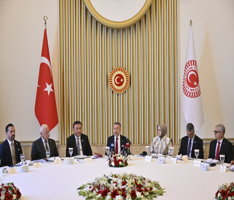 TBMM Disisleri Komisyonu Baskani Oktay, Türk devletleri temsilcileriyle bir araya geldiErtugrul Subasi