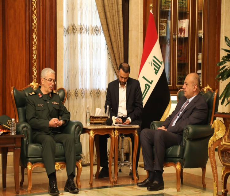 Iran ve Irak genelkurmay baskanlari Bagdat'ta "askeri isbirligini" görüstüMustafa Melih Ahishali