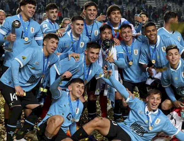 Uruguay, FIFA 20 Yas Alti Dünya Kupasi'nda sampiyon olduFatih Erel- Finalde Italya'yi 1-0 yenen Uruguay, kupayi kazandi